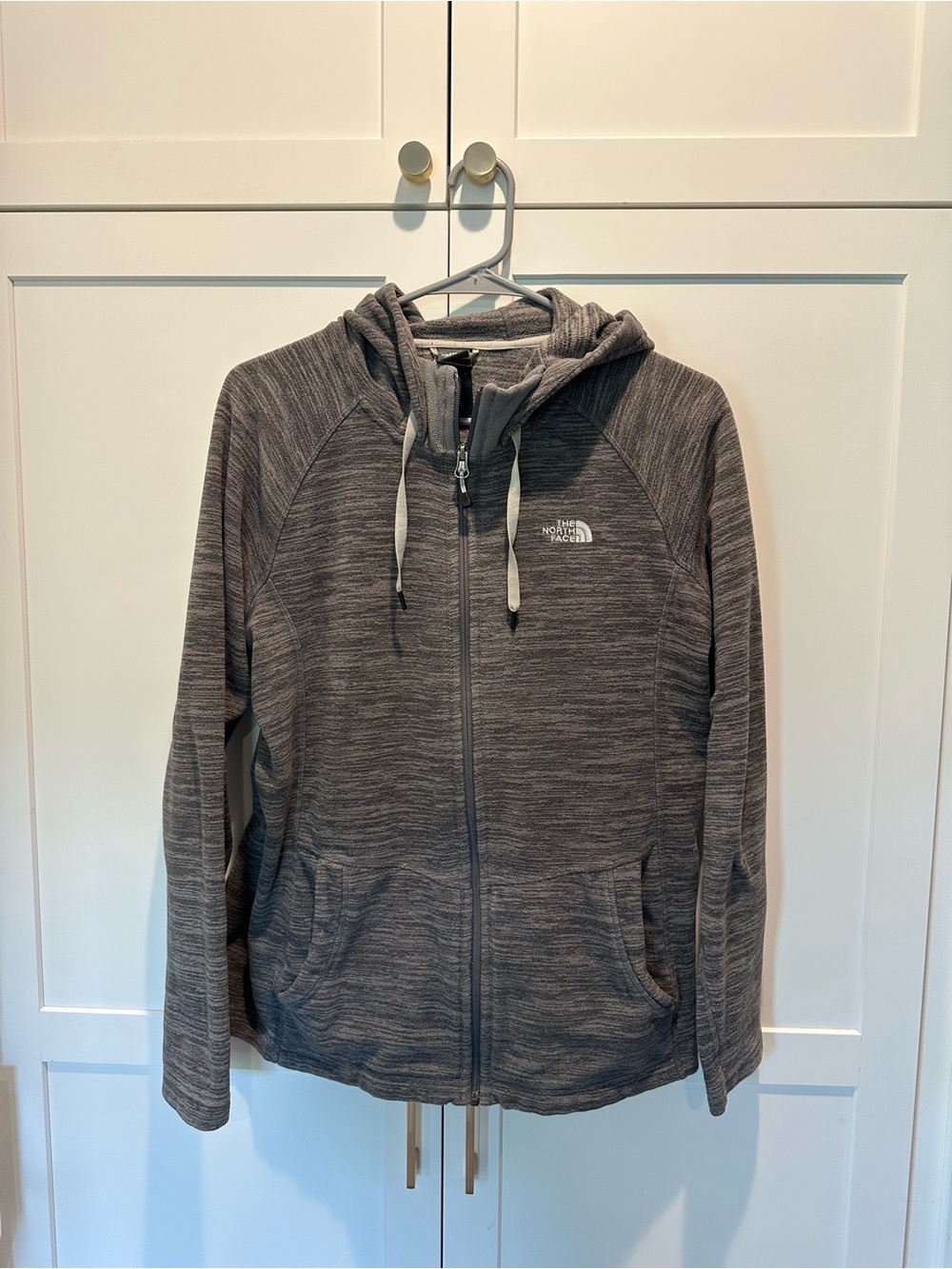 The North Face Grey Women’s Fleece Zip Up Hoodie - L